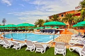Гостиница Hotel Villa Luigi  Мартинсикуро